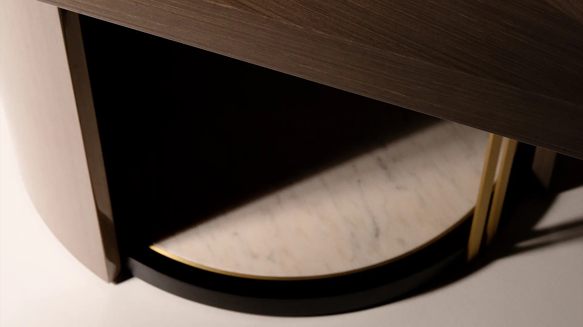 SENDAI - Pedestal Table