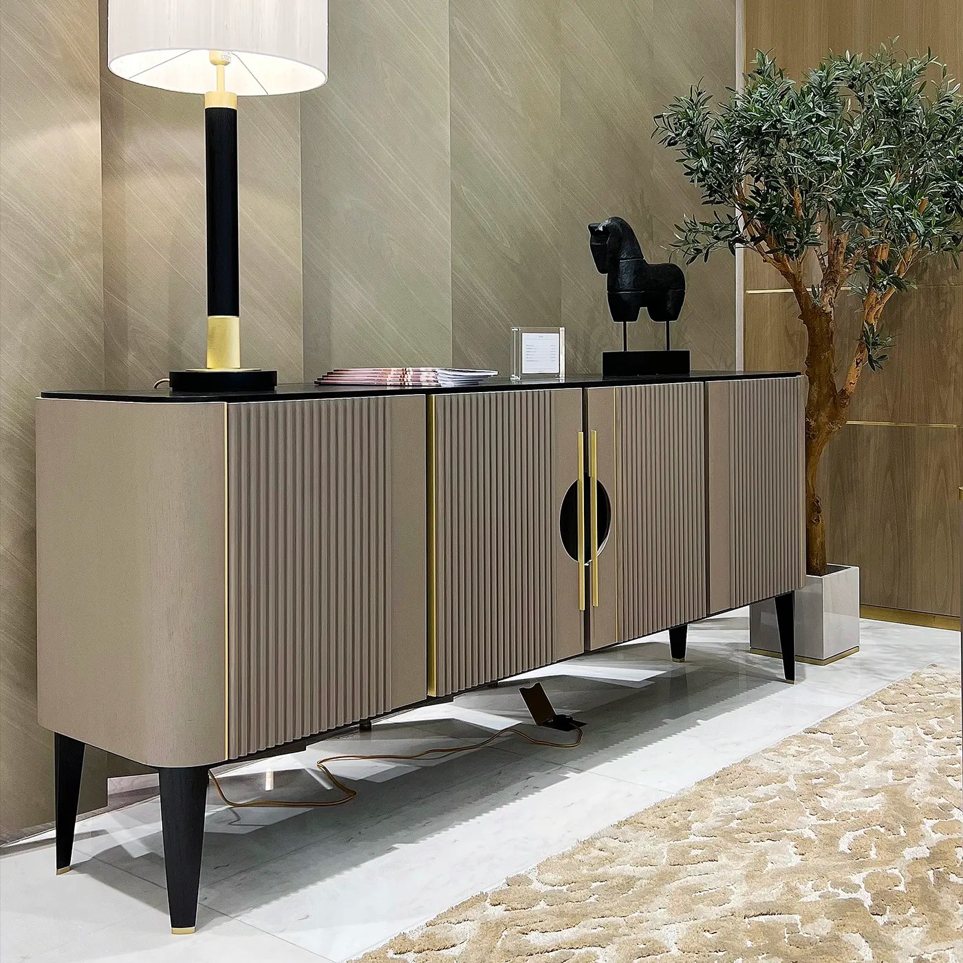 the-dubai-mall-showroom-revamp-05.webp