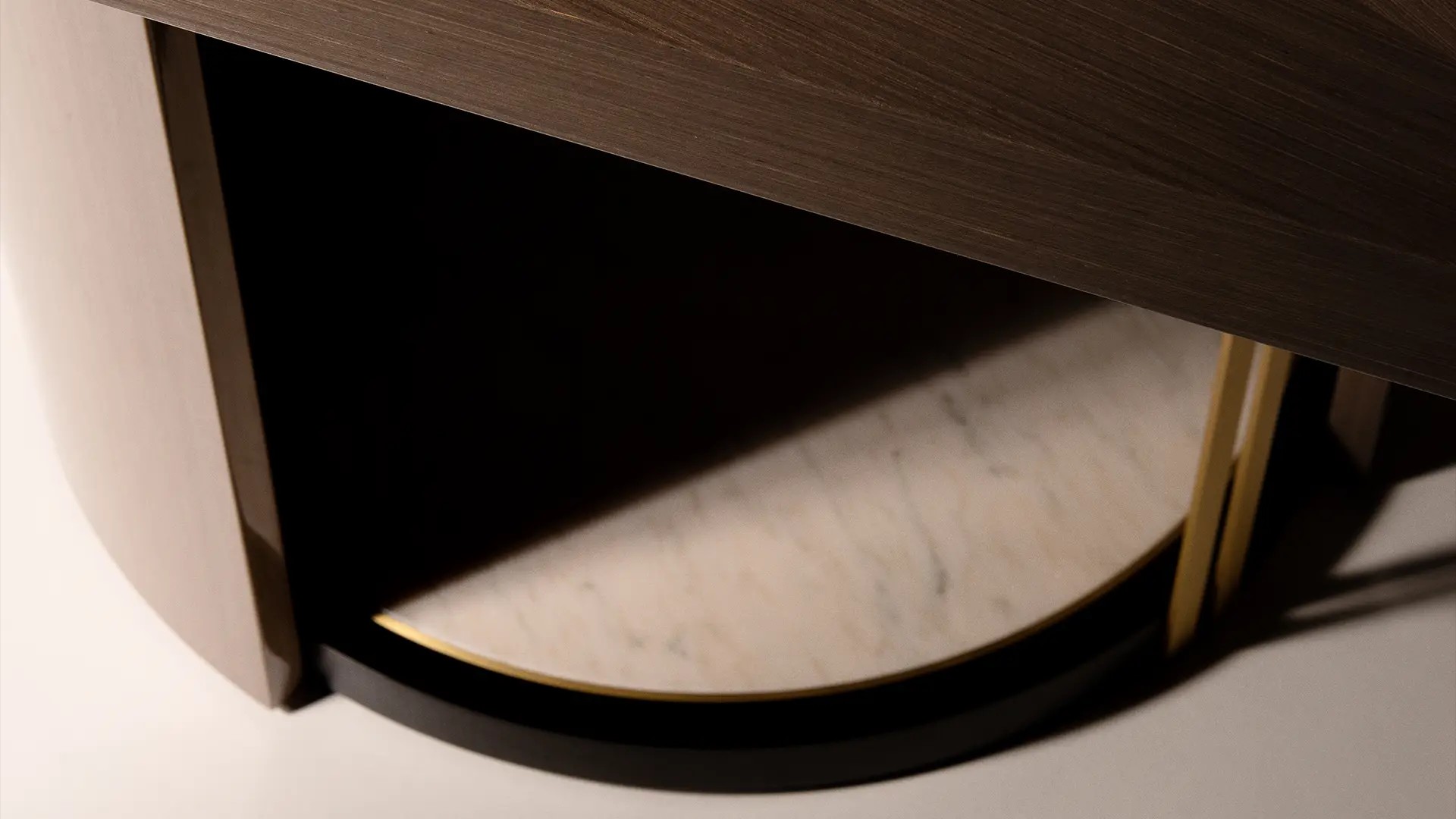 SENDAI - Pedestal Table