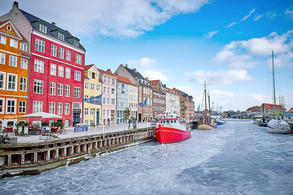 winter-destinations-copenhagen.webp