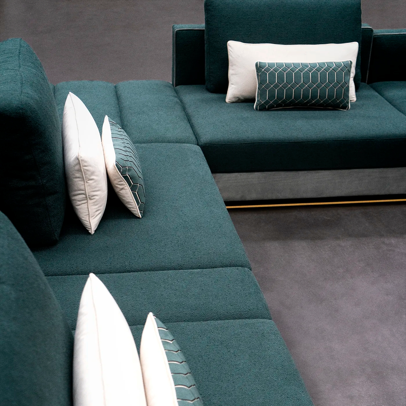 the-milan-sofa-configurations-06.webp